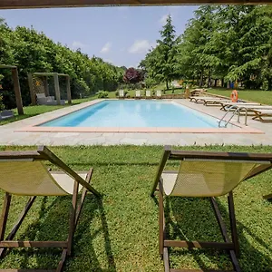 Loghino 3*, Volterra Italia