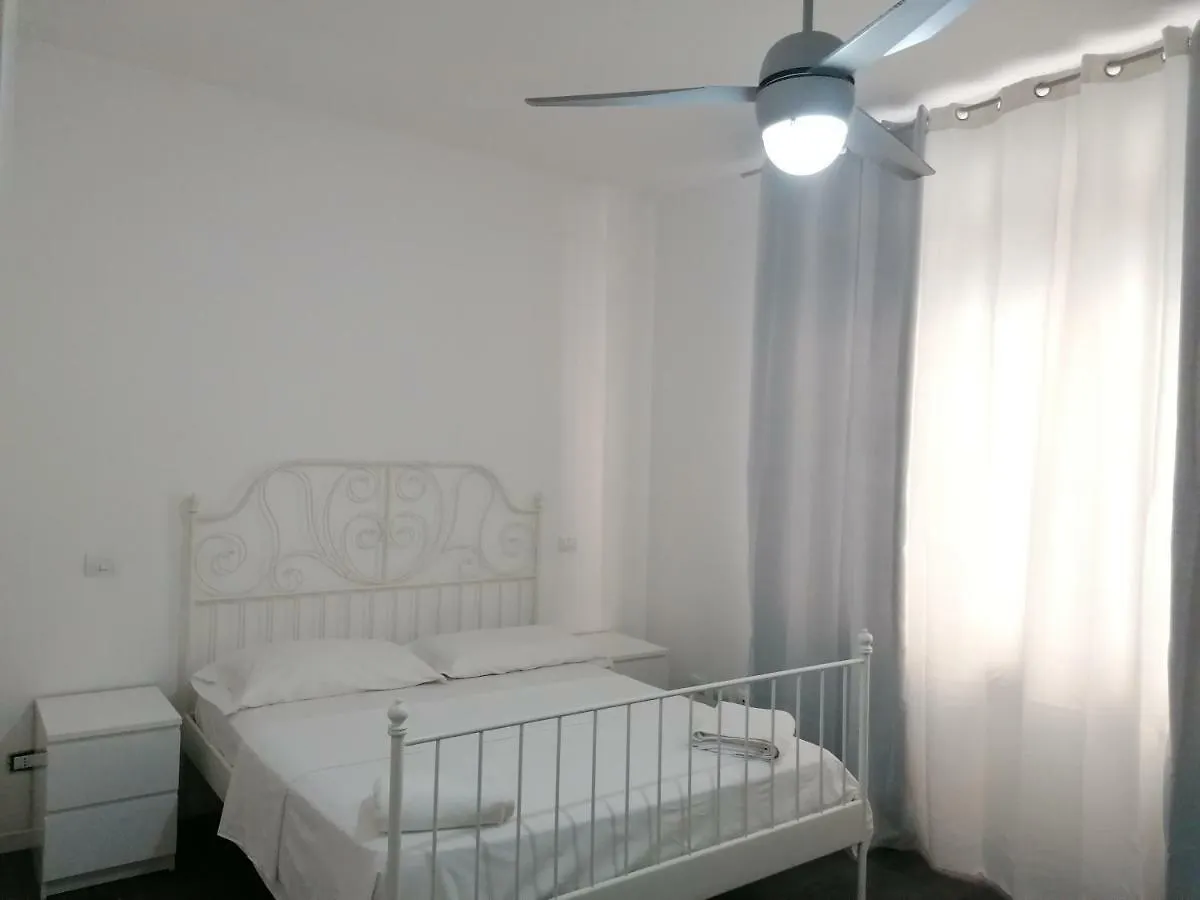 casa nuccia 1 Hotel Milano Italia